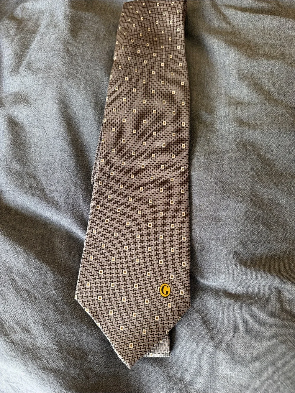 Gucci Brown Micro-Pattern Silk Tie with Yellow Accent